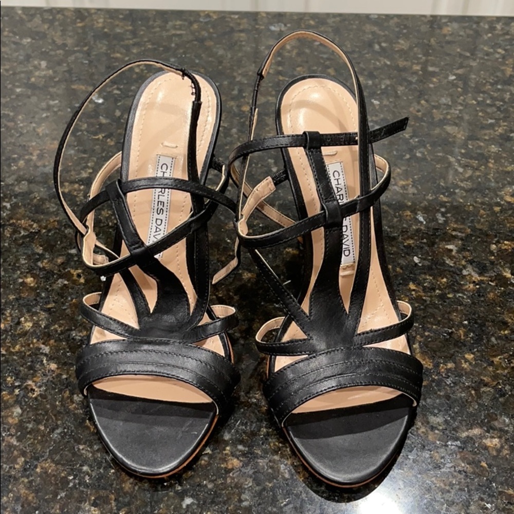 Charles David black heals.